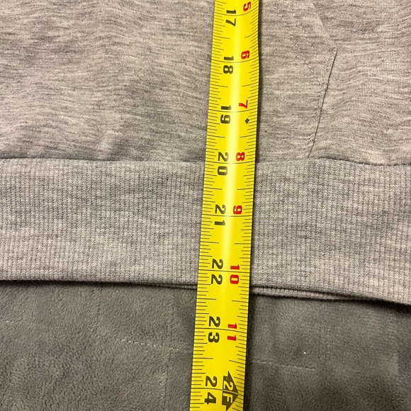 NWT Walt Disney World Hoodie, Hooded Sweatshirt, Disney Parks, WDW, Size S - Picture 10 of 10